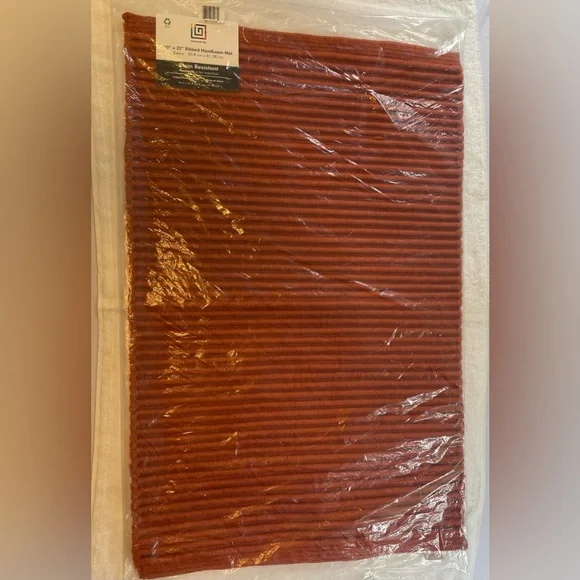 Burnt Orange Stain Resistant 20" x 32" Ribbed HandLoom Indoor Outdoor Rug - Picture 2 of 5